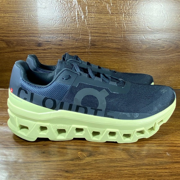 Cloud monster Mens shoe size 11.5